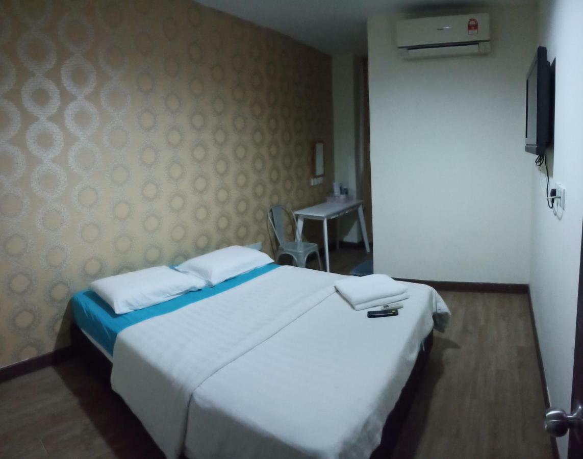 Hotel Truly Asia Kota Kinabalu Exterior foto